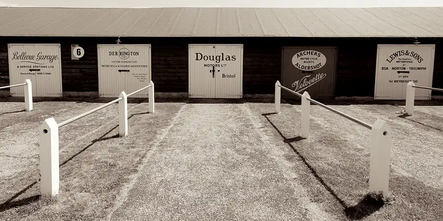 2009 | BROOKLANDS | BROOKLANDS 1907 – 1939 | © carsten riede fotografie