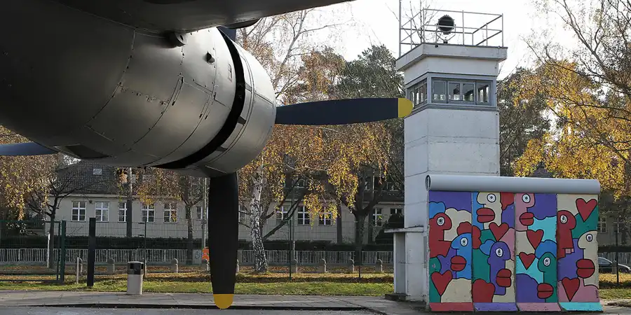 2011 | BERLIN | ALLIED MUSEUM | © carsten riede fotografie