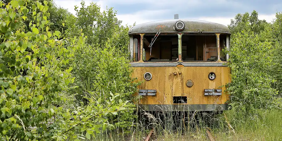 2019 | HERMESKEIL | EISENBAHNFRIEDHOF | © carsten riede fotografie