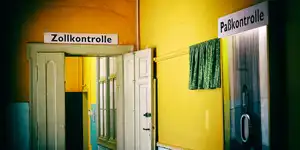 2021 | PROBSTZELLA | IHRE PAPIERE, BITTE ! | © carsten riede fotografie