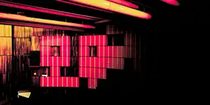 2022 | BERLIN | EIN RAUMSCHIFF IN OSTBERLIN | © carsten riede fotografie